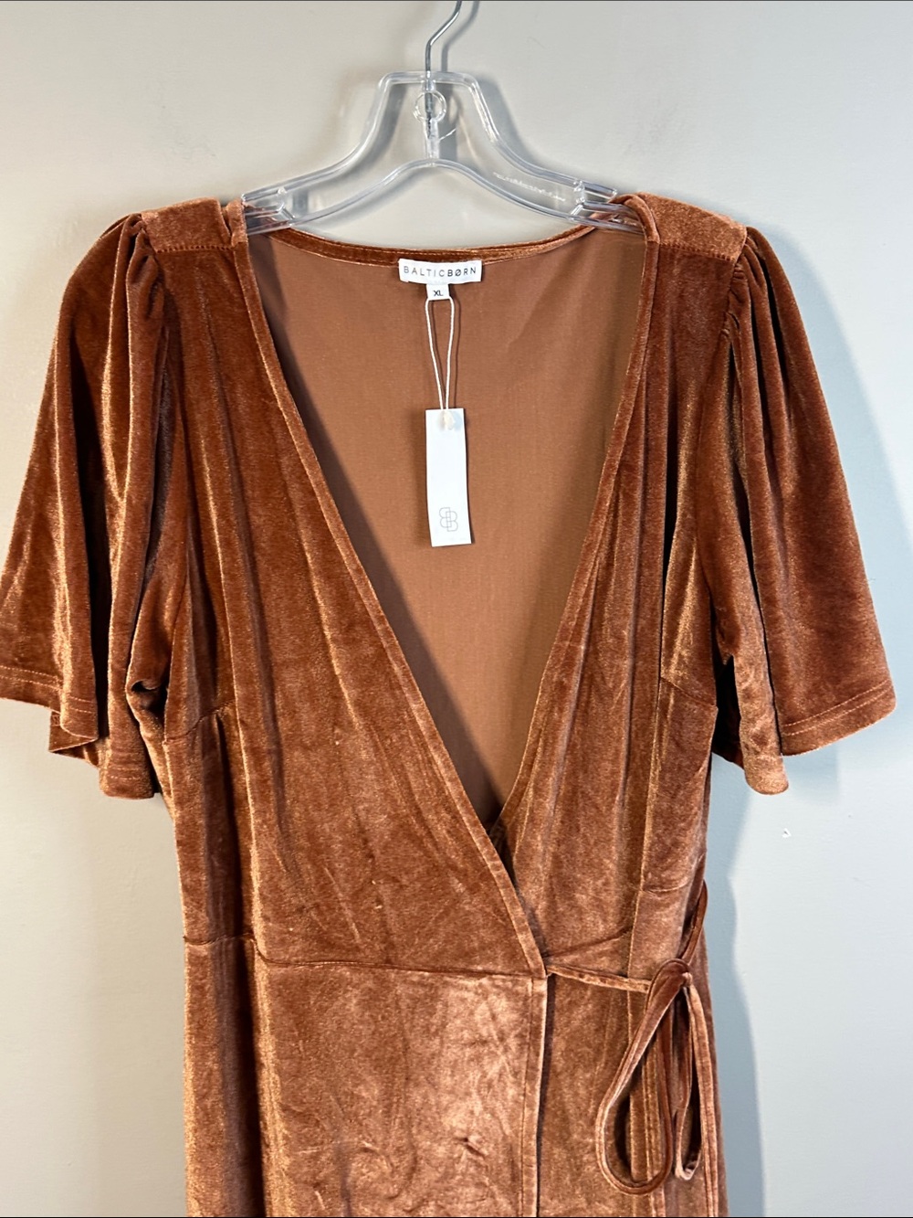 NWT Baltic Born Meghan Short Sleeve Velvet Wrap Maxi Dress Size XL - Picture 7 of 15
